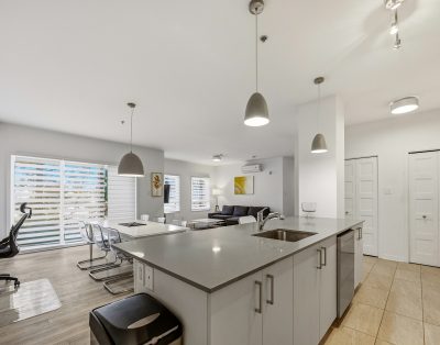 Grand 5 1/2 avec garage à Blainville
